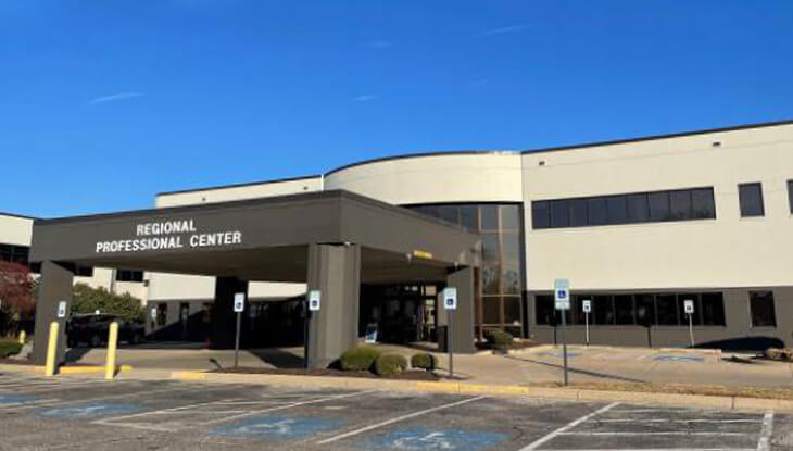 Terre Haute Regional Hospital Professional Office Building - Entrance B building